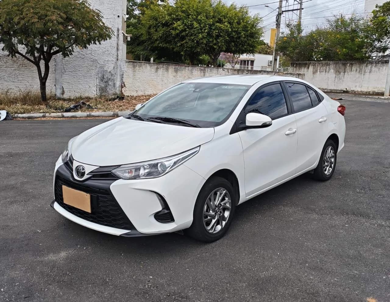 Toyota Yaris Sedan